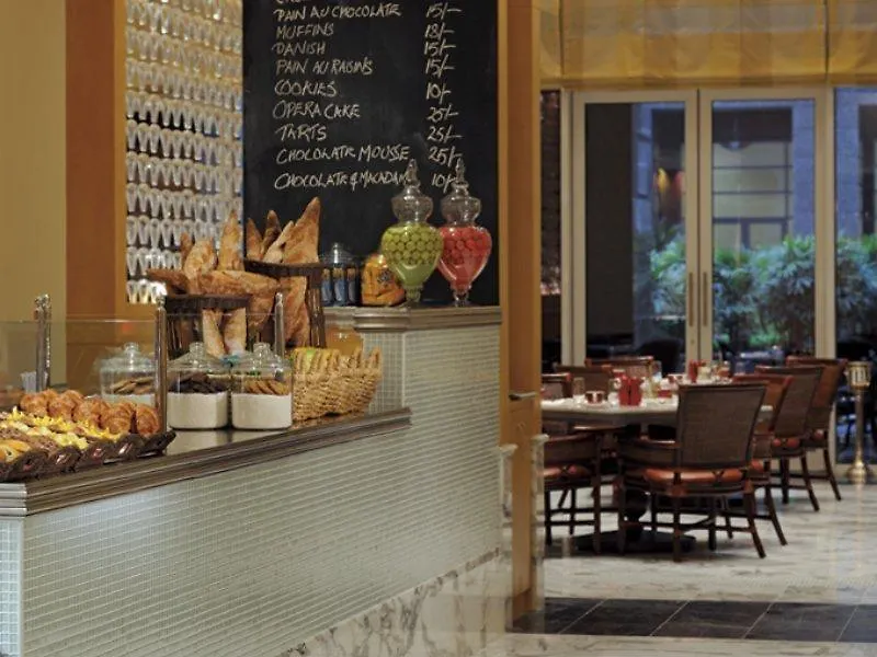 Отель Ritz Carlton Difc Downtown Дубай
