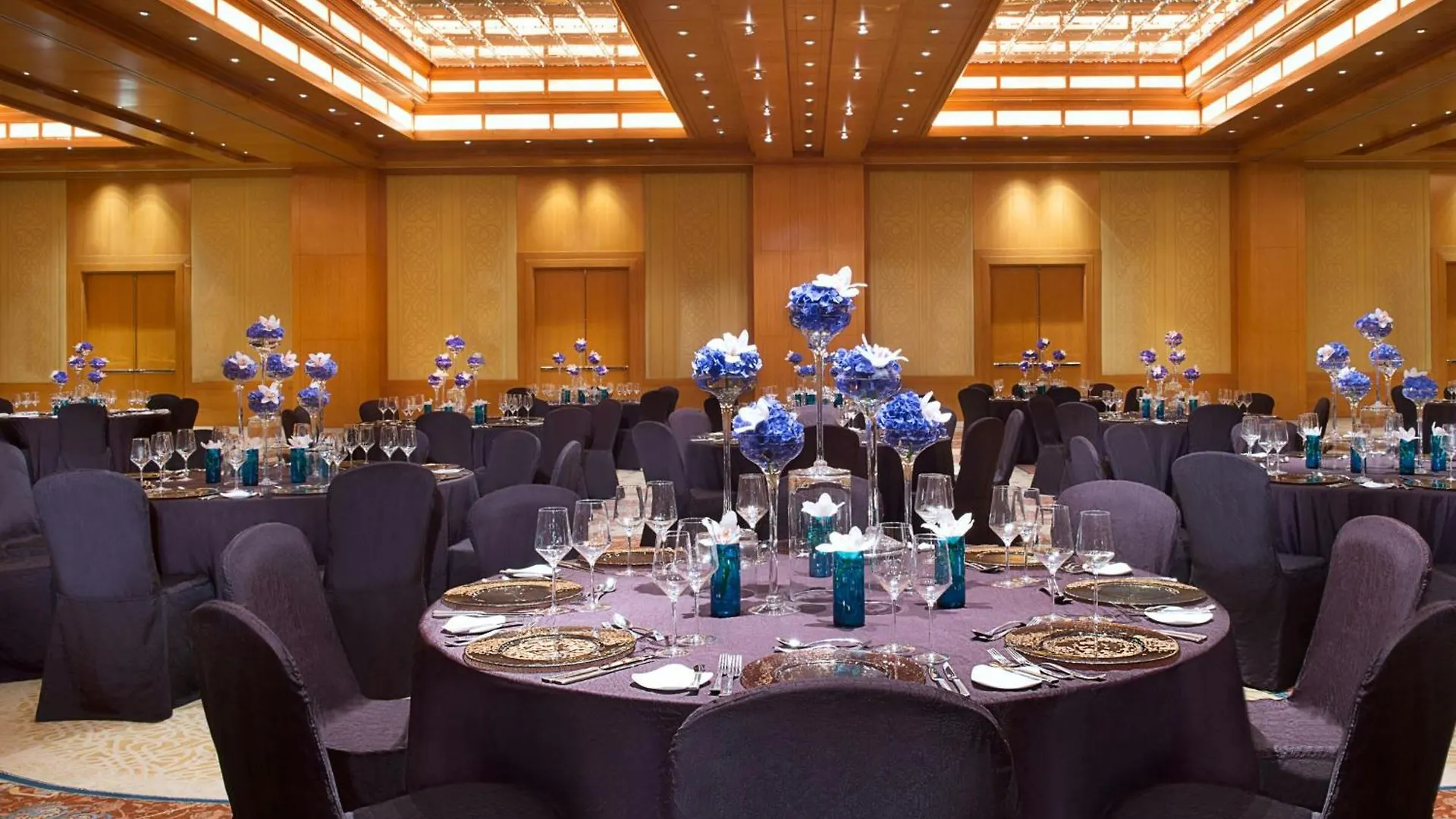 *****  Отель Ritz Carlton Difc Downtown Дубай ОАЭ
